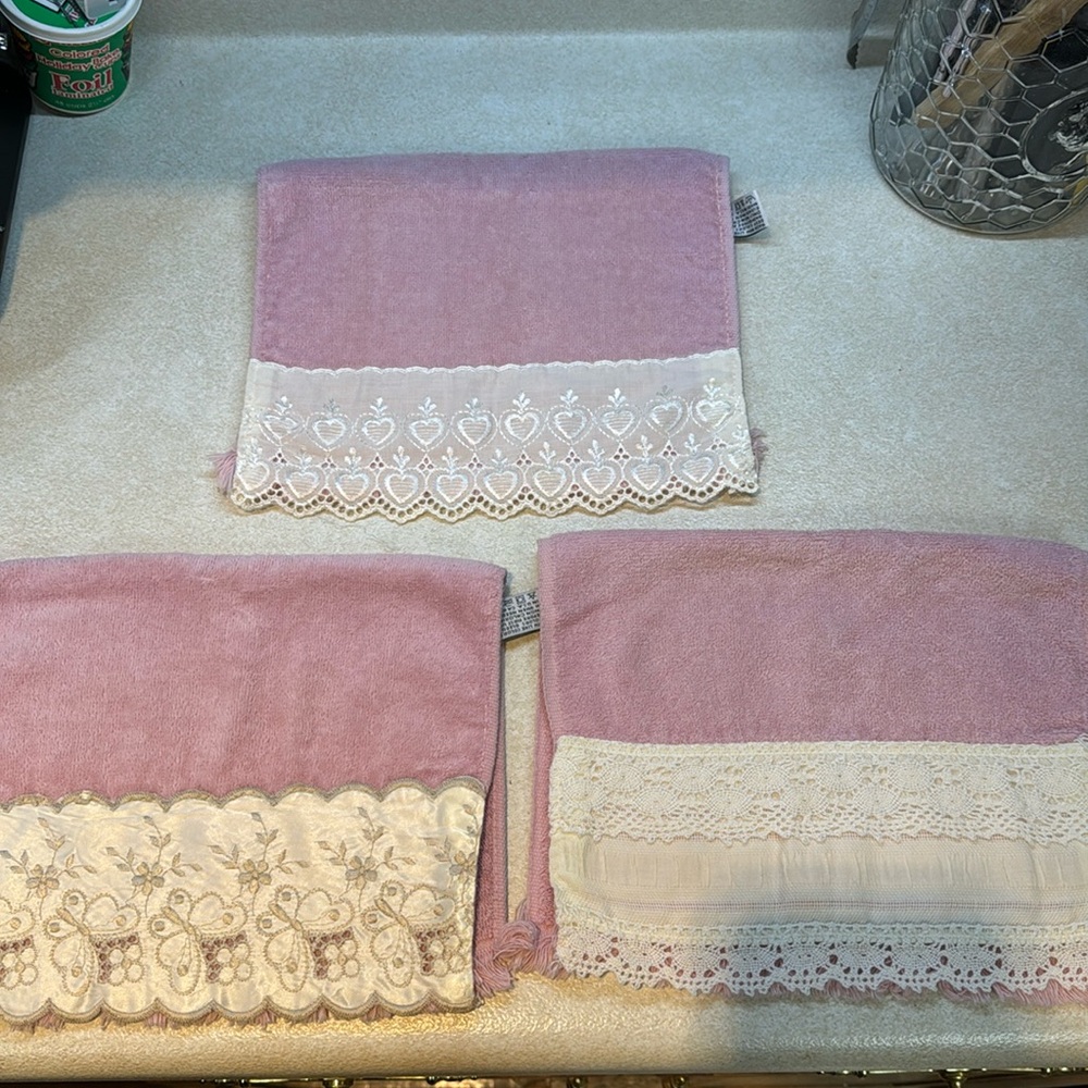 3 Vintage Pink Lustre Fieldcrest hand towels